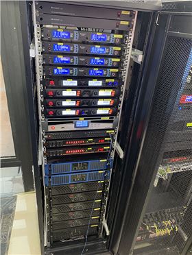 四川重庆朝阳中学剧场音响工程案例【极悦娱乐】