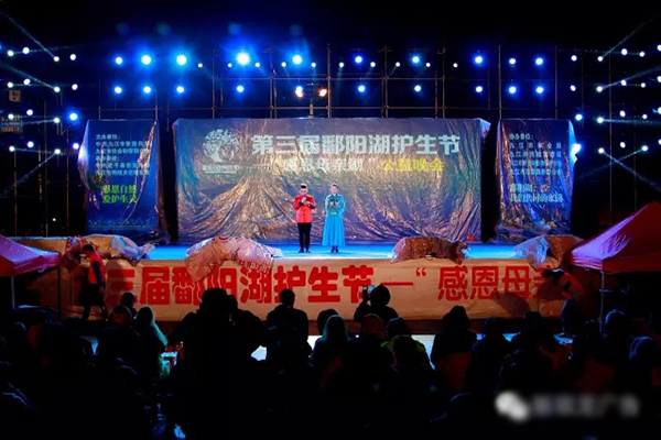 极悦娱乐线阵音响系统