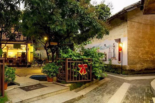 【旅游攻略】我在花山小镇,听见阳光跳动的音符