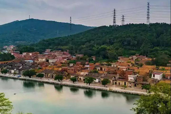 【旅游攻略】我在花山小镇,听见阳光跳动的音符