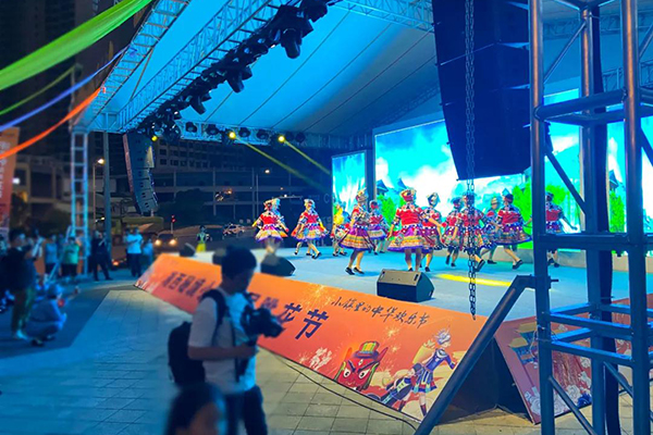 【极悦娱乐音响】JSL为湘西秘境小镇首届跳花节提供舞台演出设备