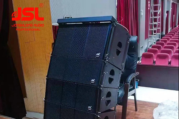 云南石林县县委党校多功能厅成功选用极悦娱乐双八寸线阵音箱系统