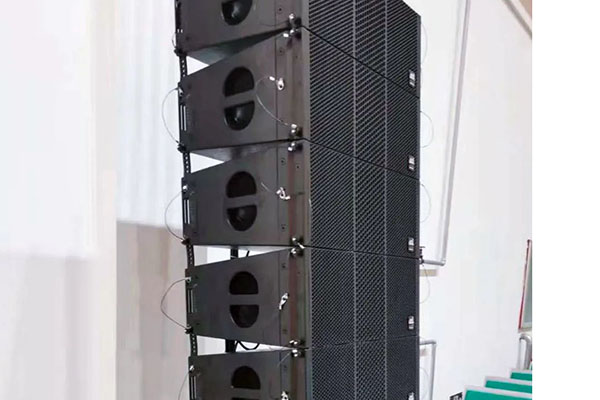 甘肃万胜矿业有限公司应用极悦娱乐双8线阵音箱系统